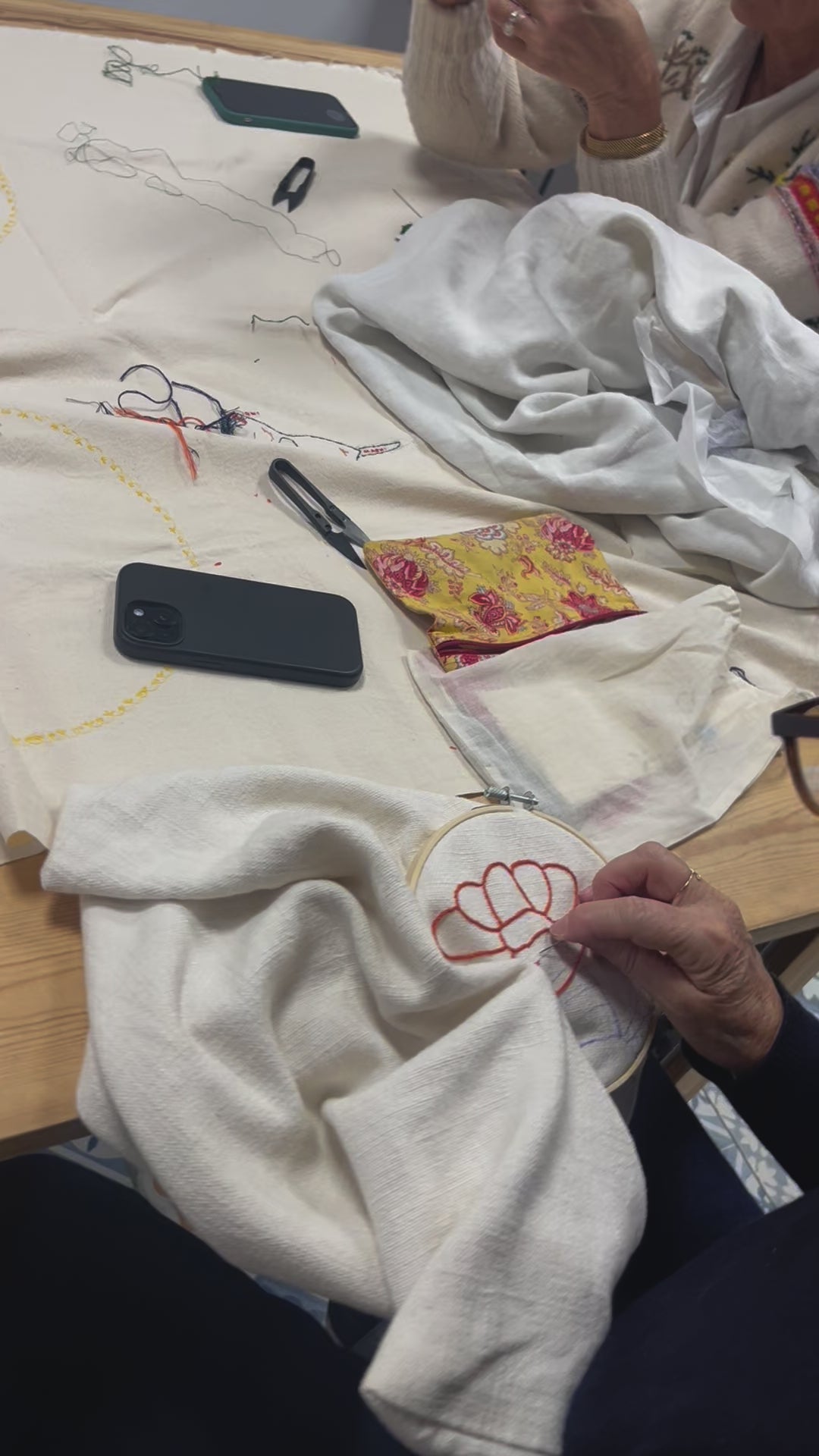 Vale de sastre para taller de bordado